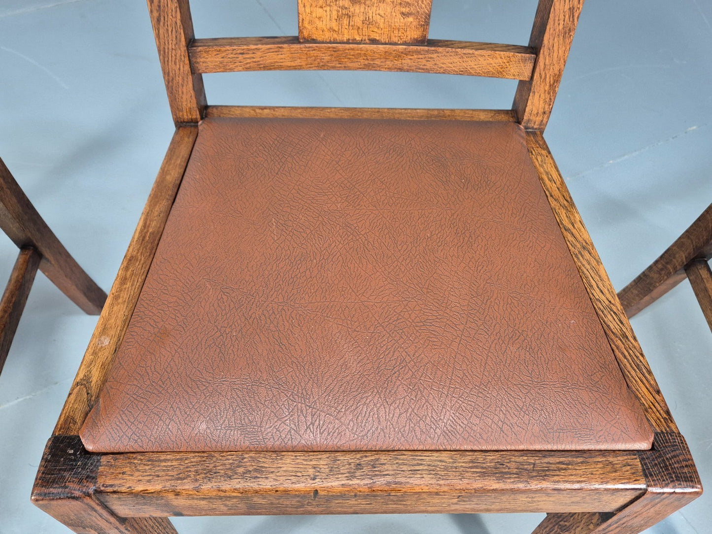 3 Arts and Crafts Heals style Oak Dining Chairs 1920s EB10695 VDIN6