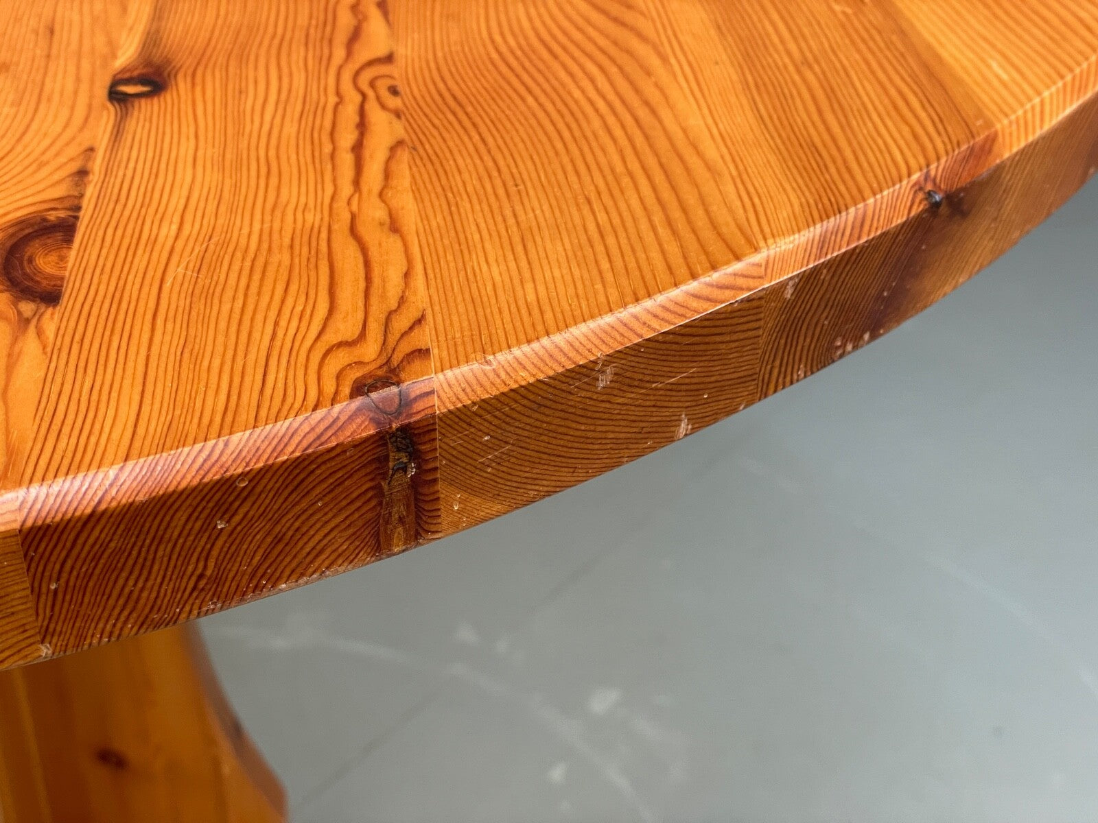 Vintage Round Solid Pine Dining Table By Hamlet Furniture 1970s EB9521 MWOO - UKDK FURNITURE