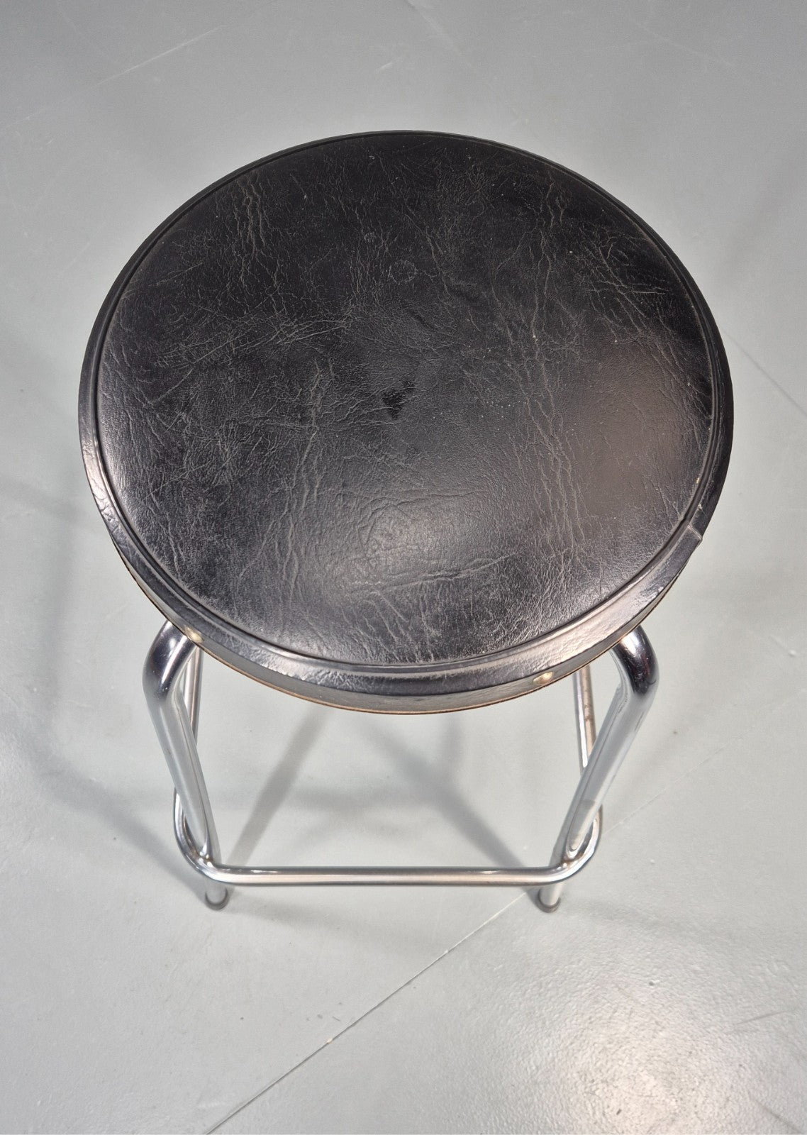 Vintage Bar Stool Black Vinyl and Chrome 1980s Bauhaus style Retro EB11274 MDIN5