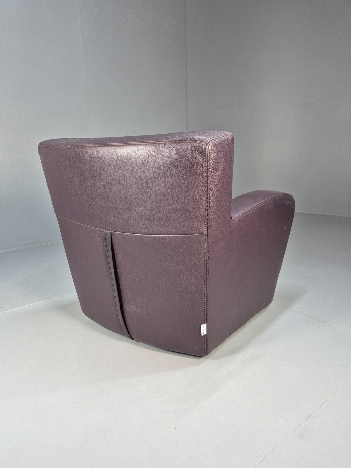 A Vintage Ligne Roset Jonathan Burgundy Leather Club Chair EB9458 MNOR - UKDK FURNITURE