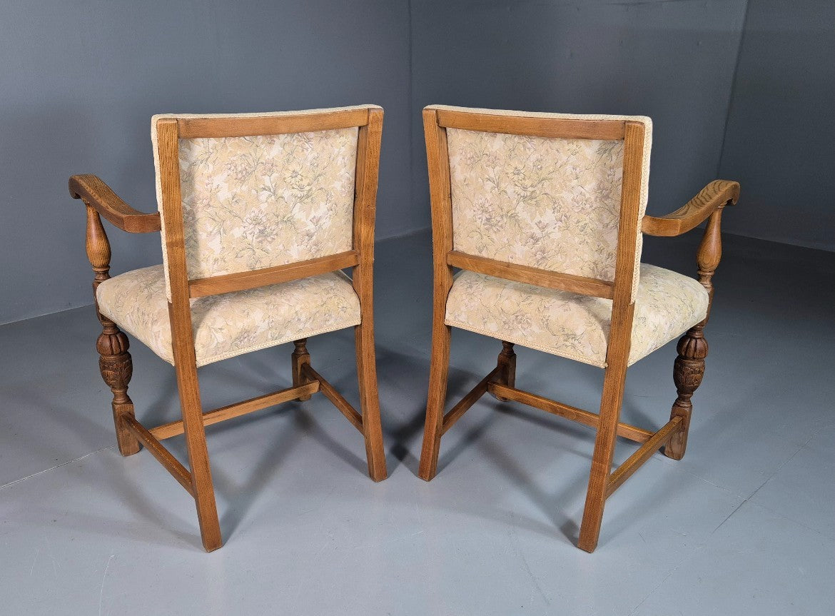 2 Antique Hall Chairs in Oak Frame and Floral Upholstery EB7362 VCAR9