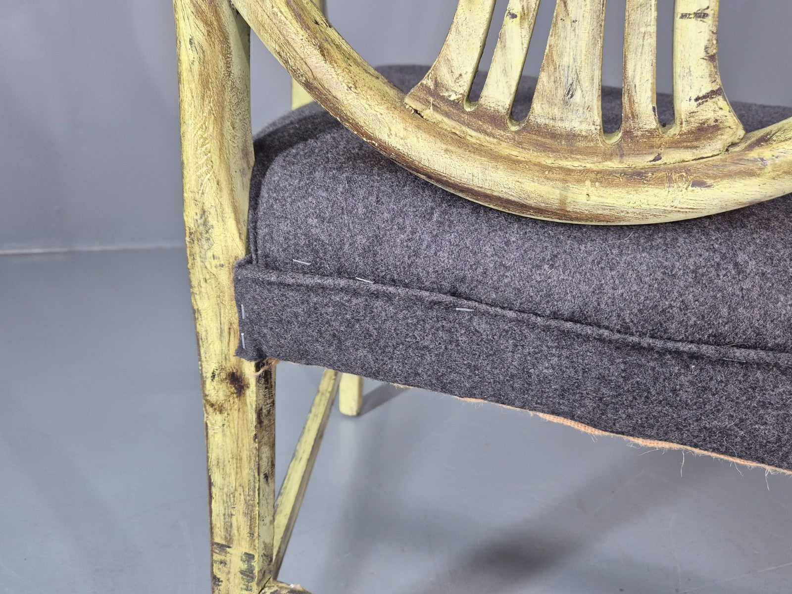 Hepplewhite Three Seater Settee New Grey Upholstery Reproduction  EB10993 VWOO14