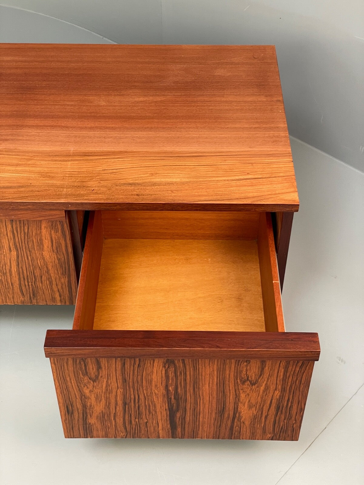 Vintage Archie Shine Media Unit Low Sideboard Retro Drawers 1970s EB9782 MWOO - UKDK FURNITURE