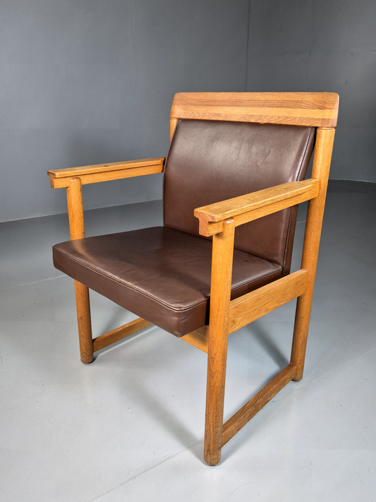 Vintage Scandinavian Elbow Chair Brown Leather Oak Frame Retro MCM EB7021 MNOR - UKDK FURNITURE