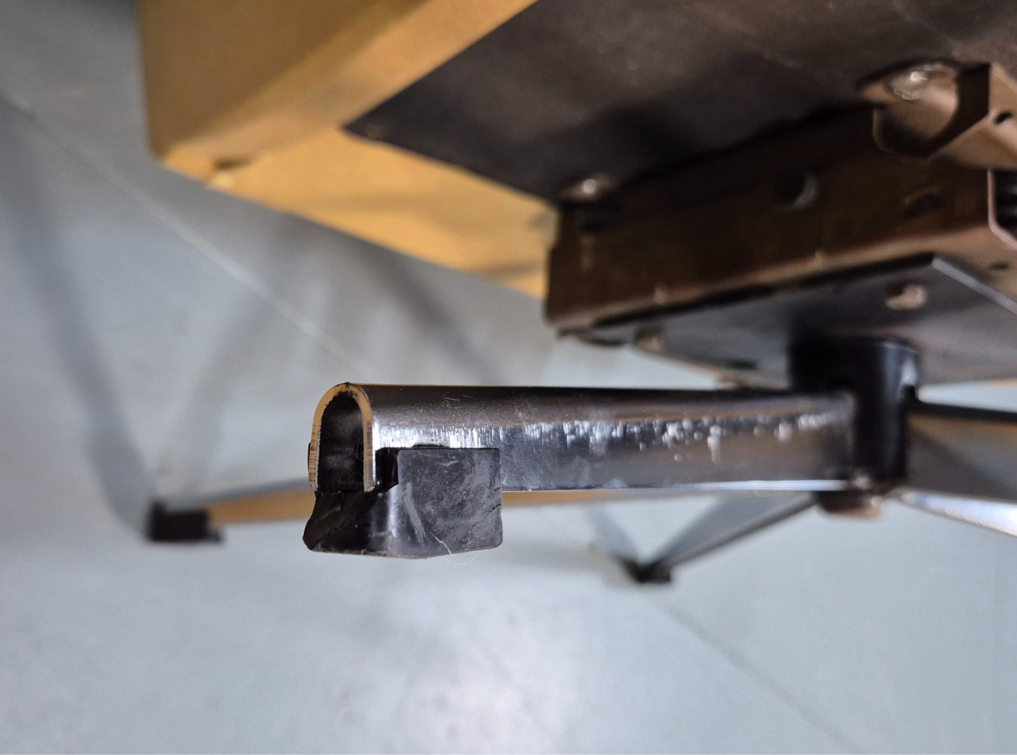 Mid Century Swivel Chair and Footstool Mustard Vinyl Vintage Retro  EB10693 MNOR14