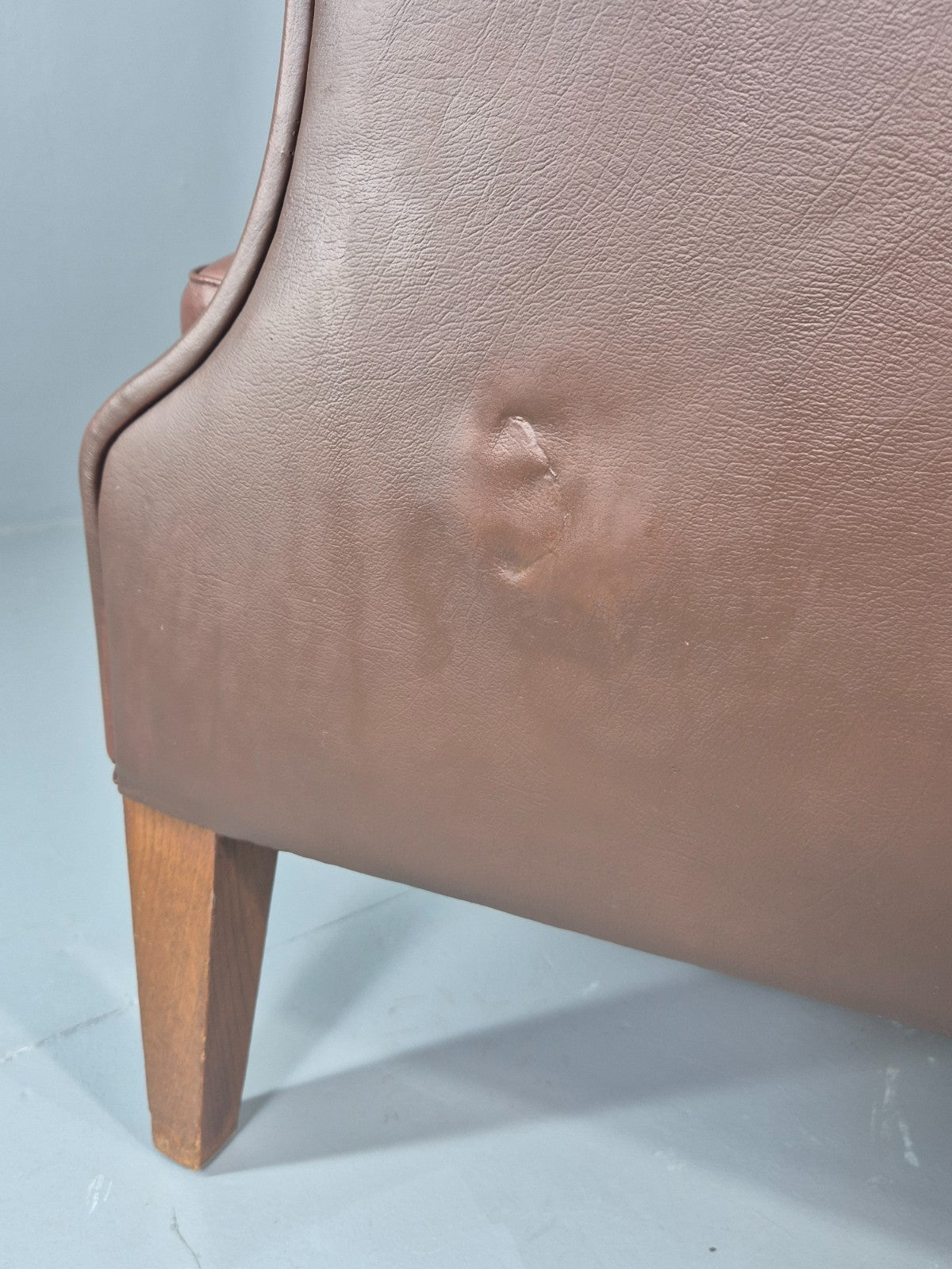 Vintage Mid Century Wing back lounge Chair danish brown Vinyl  EB11818 MNOR13