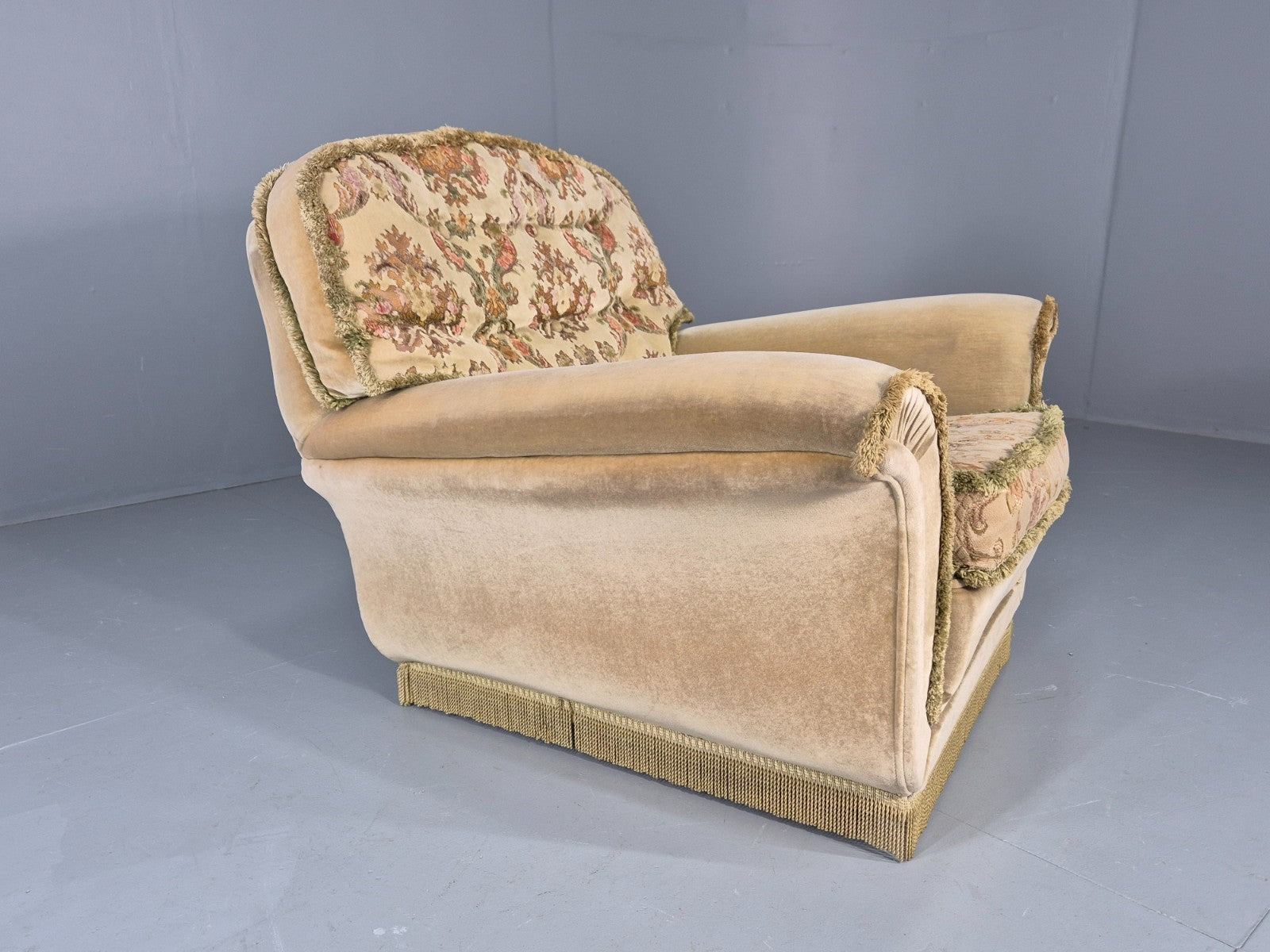 Vintage 1960s Luxury Lounge Chair Green Velour Floral Seat Retro  EB11779 MNOR6