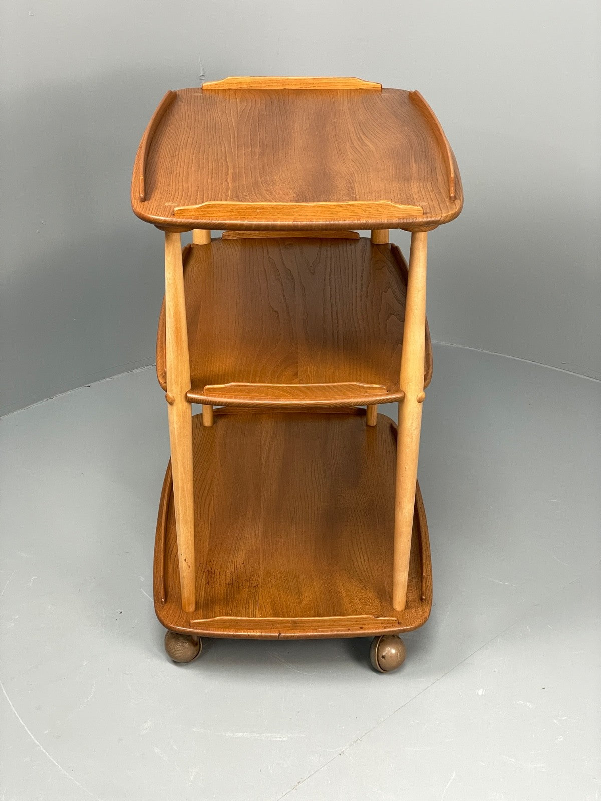 Vintage Ercol Serving Trolley Elm & Beech Mid Tone On Castors Solid EB11055 MWOO11
