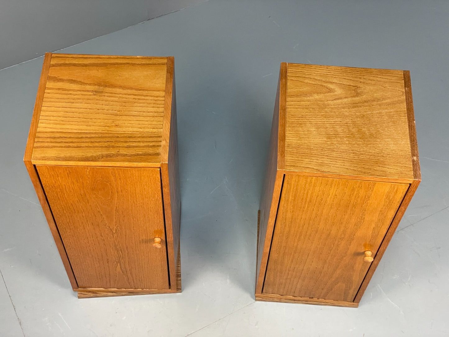 Pair Of Vintage Oak And Melamine Rotating Bedside Units EB8671 MWOO - UKDK FURNITURE