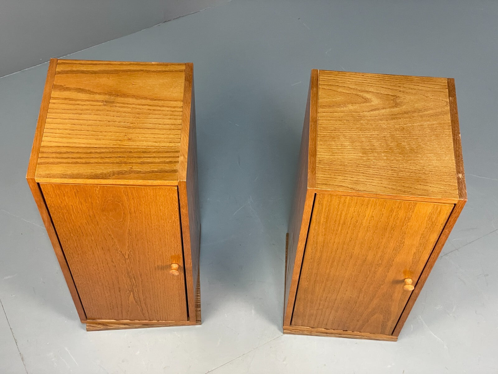 Pair Of Vintage Oak And Melamine Rotating Bedside Units EB8671 MWOO - UKDK FURNITURE