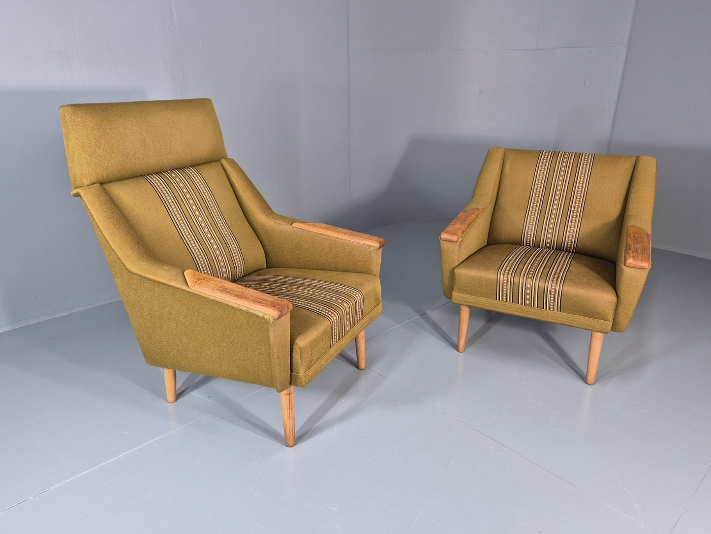 2 1970s Danish Lounge Chairs Green Wool Oak Details Retro Quality EB11408 MNOR16