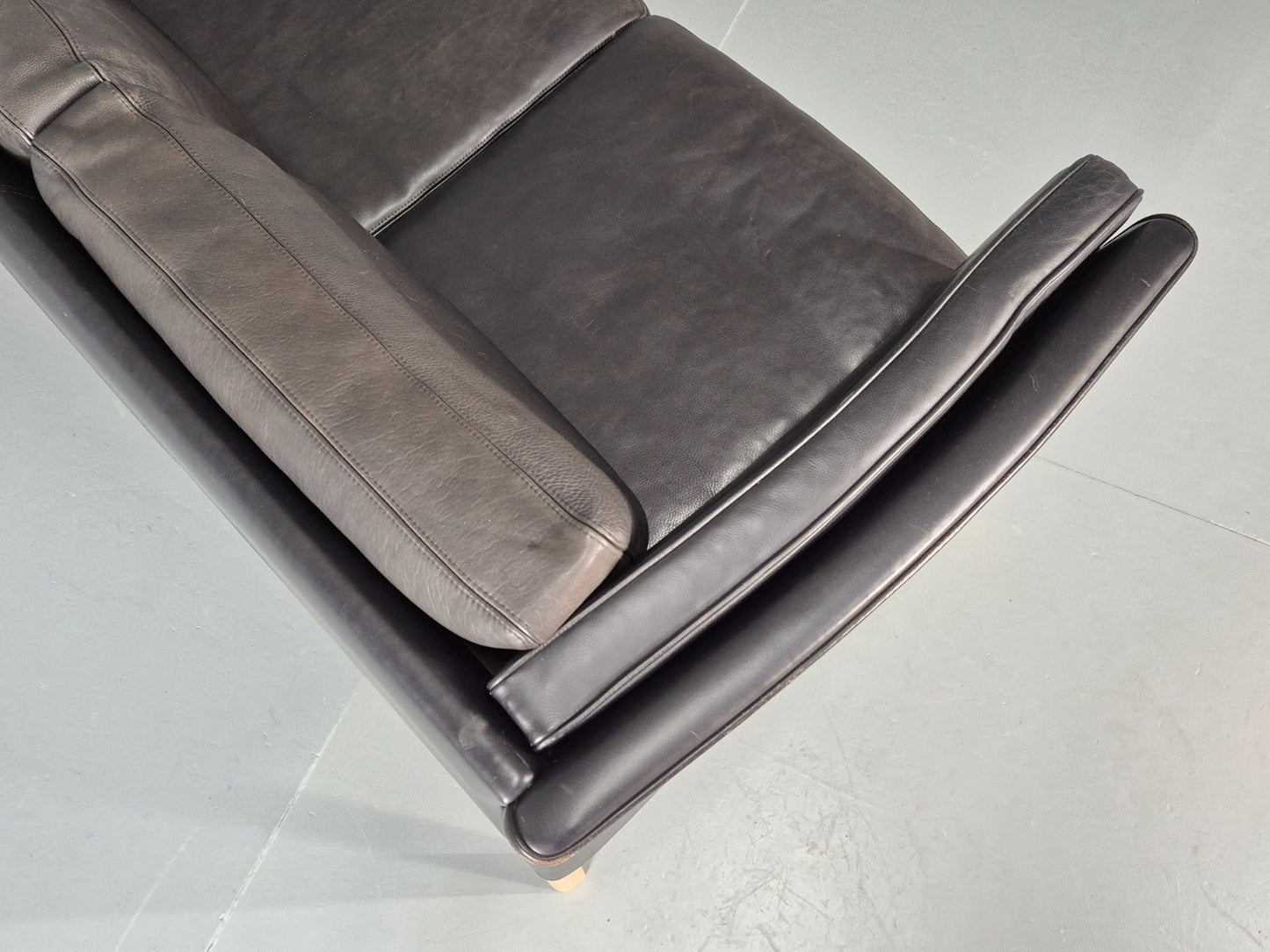 Vintage Danish Two Seater Leather Sofa Quality Feather Filled Retro EB11643 M2SS11