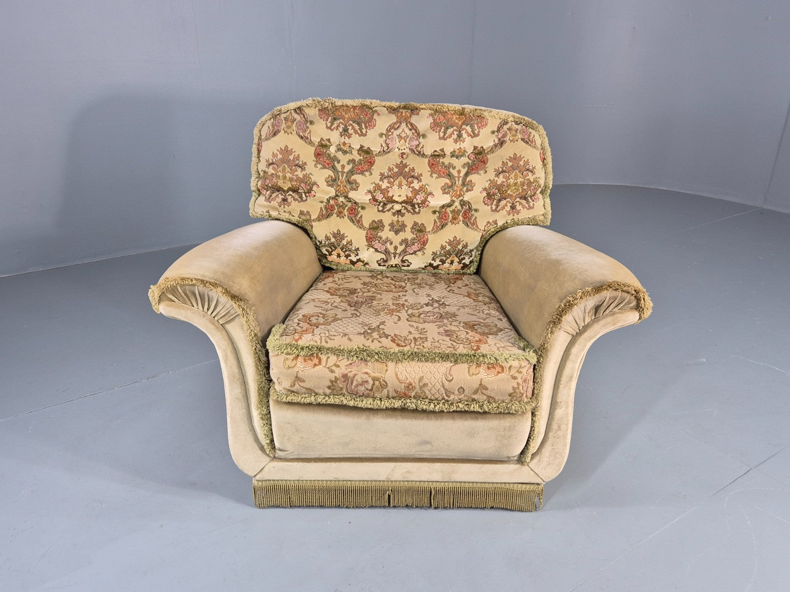Vintage 1960s Luxury Lounge Chair Green Velour Floral Seat Retro  EB11779 MNOR18