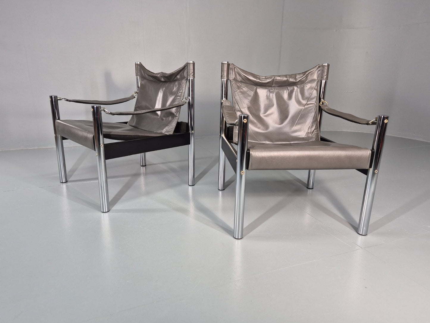 2 Vintage Leather and Chrome Lounge Chairs Safari by Borje Johanson EB11287 MNOR0