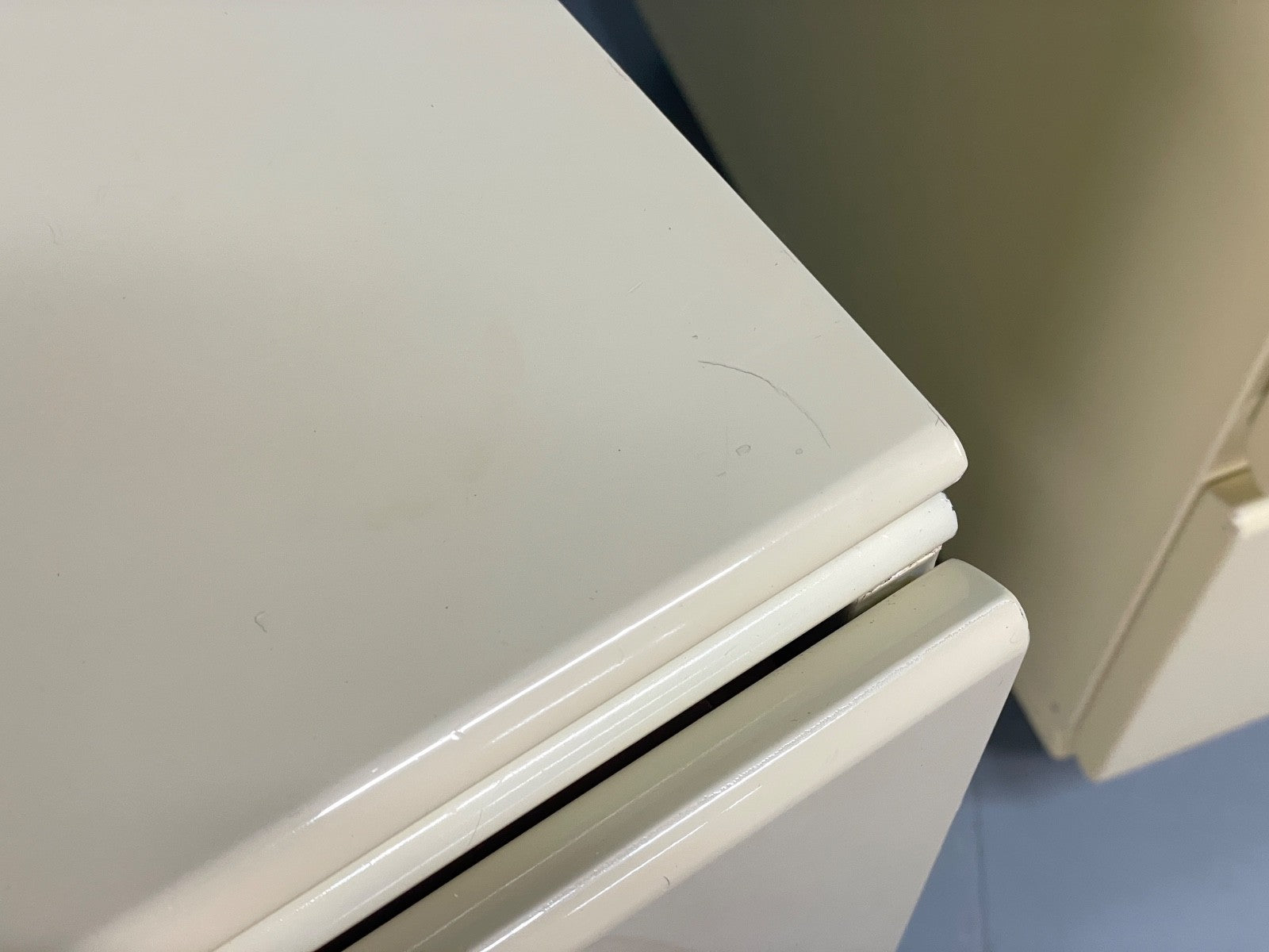 Vintage Cream Bedside Cabinets Pair Of 1970s EB11060 MWOO12