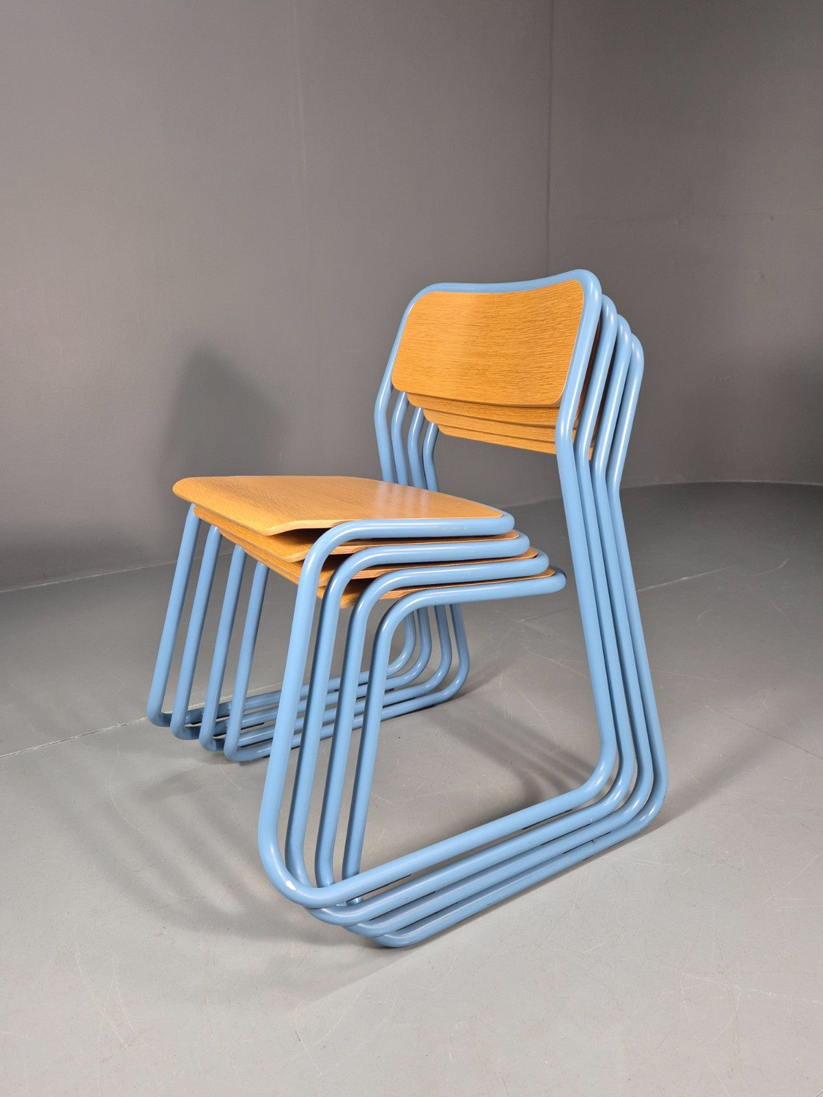 4 Naughtone Bounce Stacking Chairs Pale Blue Retro Style Vintage EB10932 MSTA0