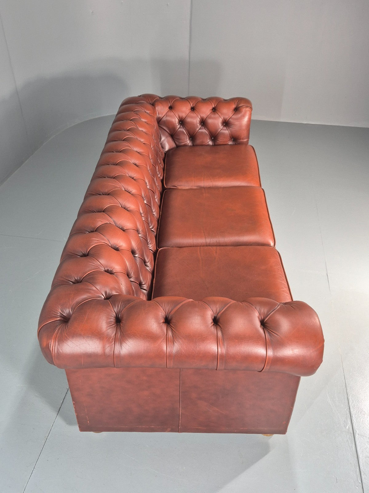 3 Seater Chesterfield Sofa Red Leather Studded Vintage EB10925 VCHE17