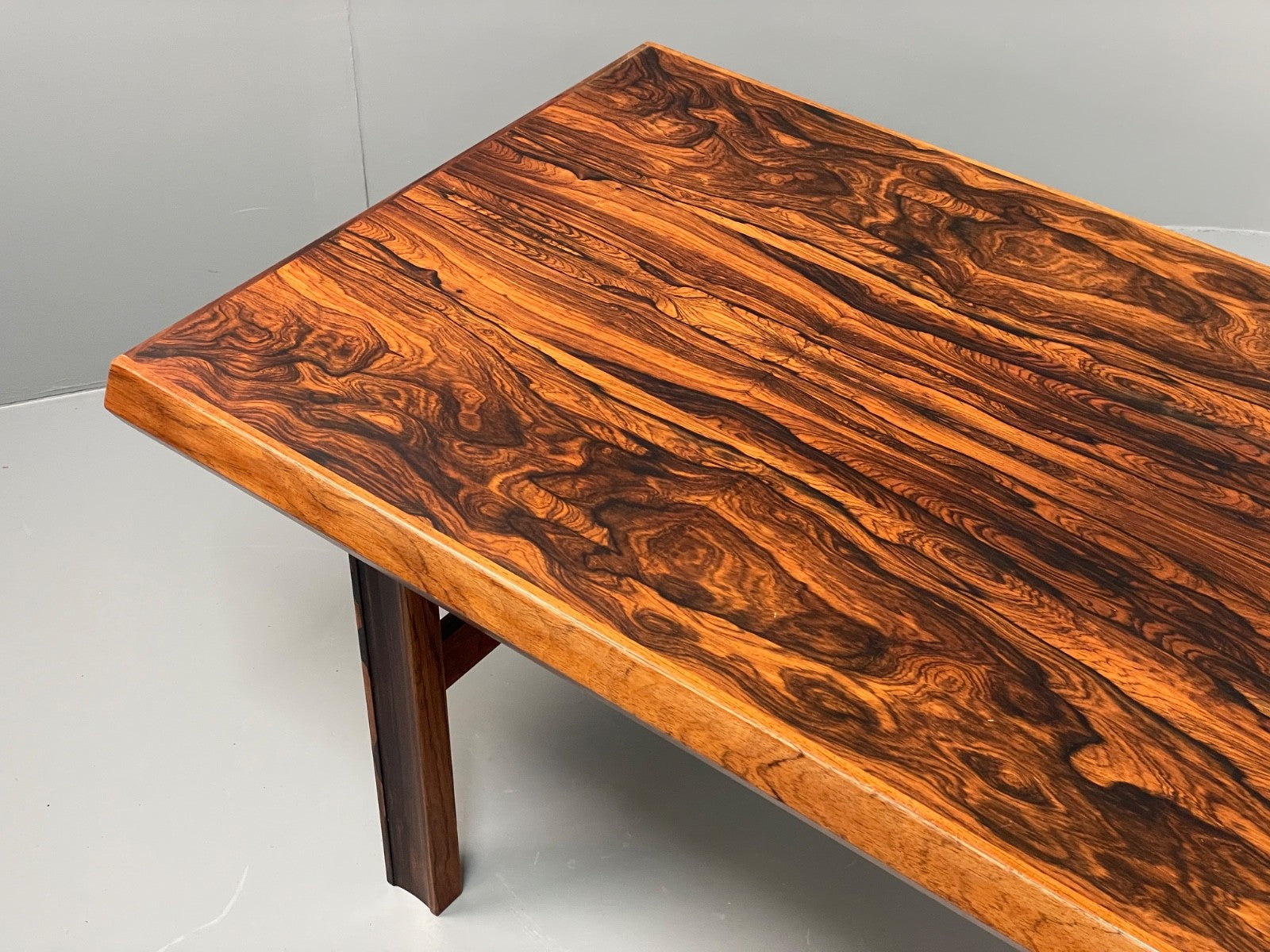 Vintage Danish Coffee Table - 1960s Mid Century Shaped Solid Legs EB11182 MWOO5