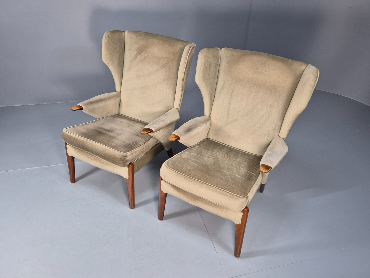 2 Parker Knoll Vintage Lounge Chairs PK900/6 Green 1970s Retro EB9786 MNOR - UKDK FURNITURE