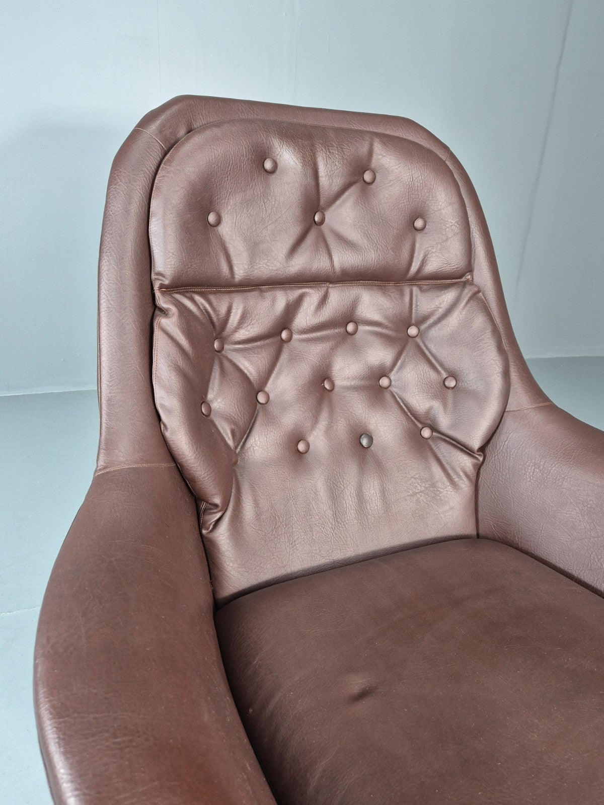 Retro Swivel Bucket Chair 1970s Denmark Brown Vinyl Mid Century EB11415 MSWI14