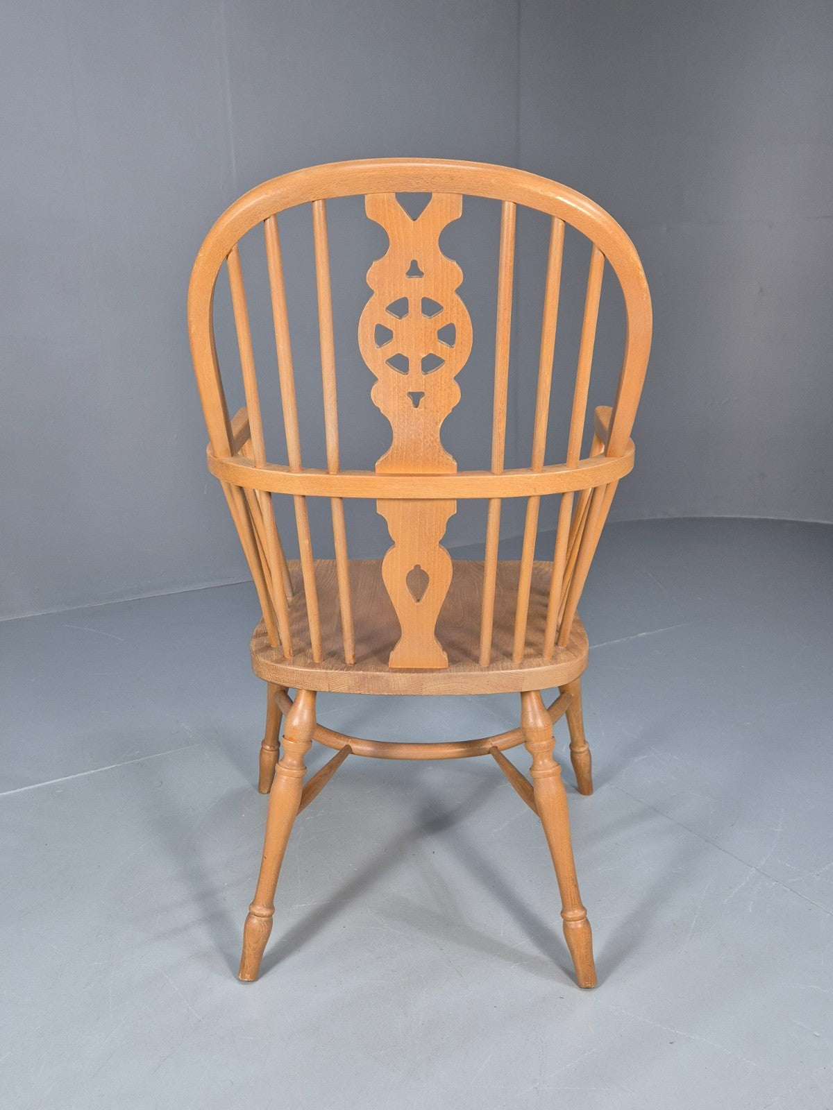 Vintage Wheelback Windsor Chair Elm and Beech Twentieth Century  EB10694 VDIN8