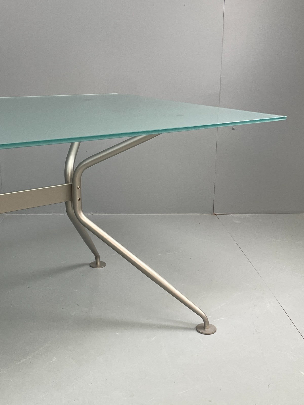 Italian Glass Dining Table Calligaris 'Play' Modern Steel Frame EB11542 MWOO4