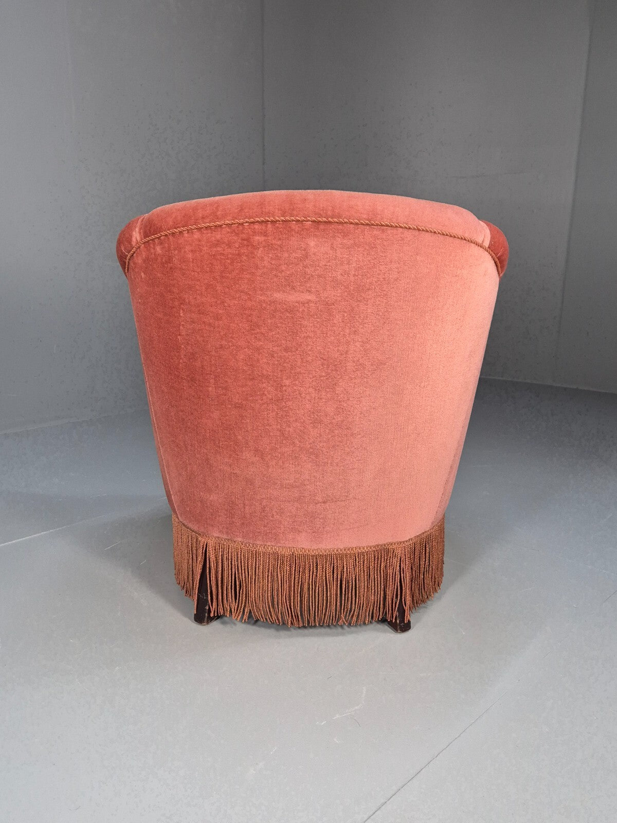 Vintage Danish Art Deco Tub Chair in Pink Velour with Tassels EB9650 VCLO - UKDK FURNITURE