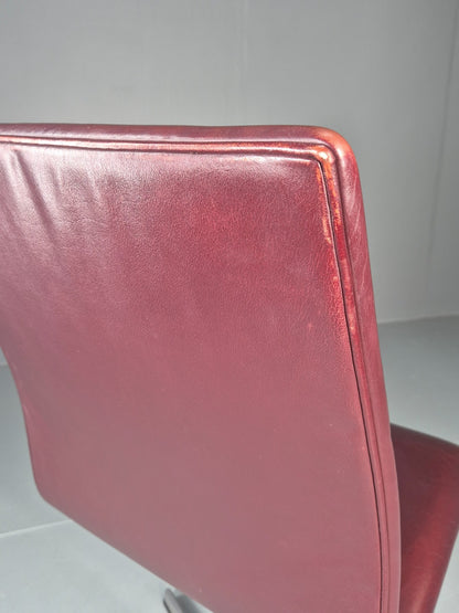 Vintage Fritz Hansen Oxford Chair Arne Jacobsen Design 2004 MCM EB11754 MSWI10