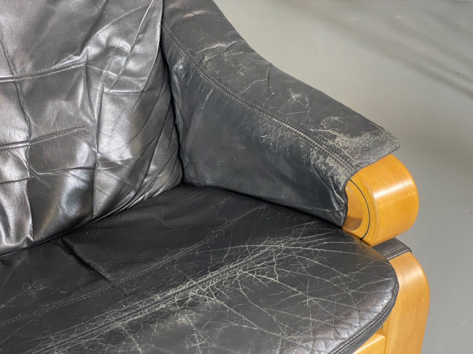 Vintage Danish Lounge Chair Black Leather Skippers Apollo Chair EB6121 MBEN10