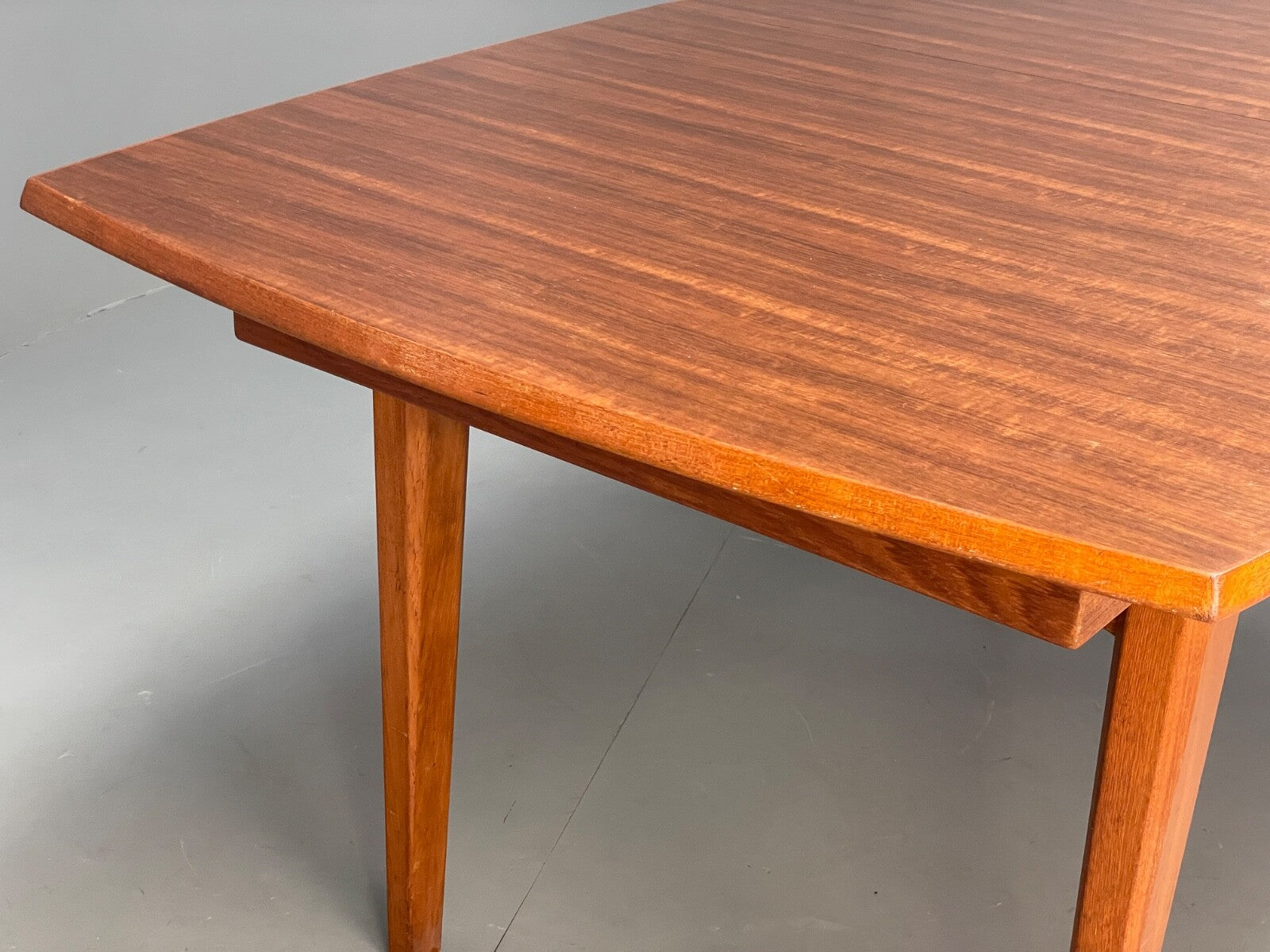 Vintage Gordon Russell Dining Table Extending Walnut & Teak 1960s EB9517 MWOO - UKDK FURNITURE