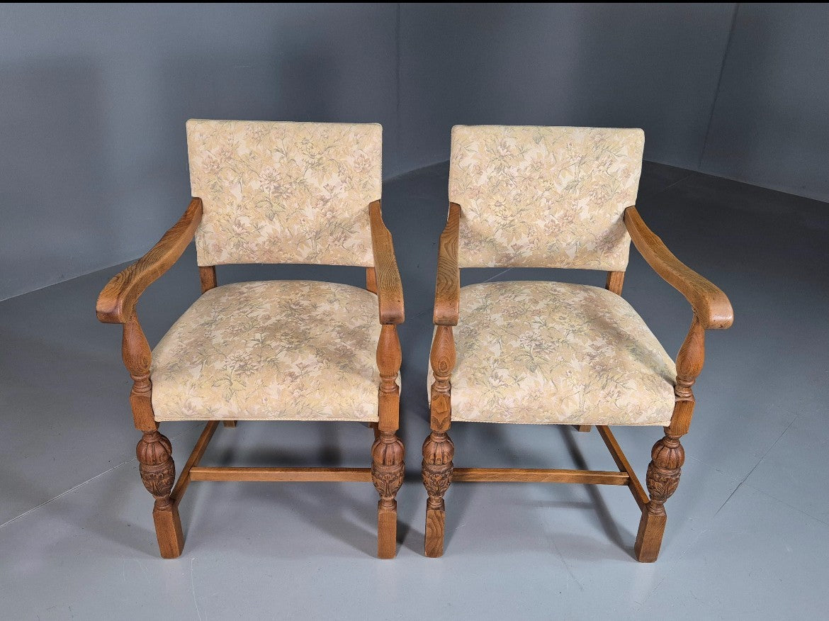 2 Antique Hall Chairs in Oak Frame and Floral Upholstery EB7362 VCAR1