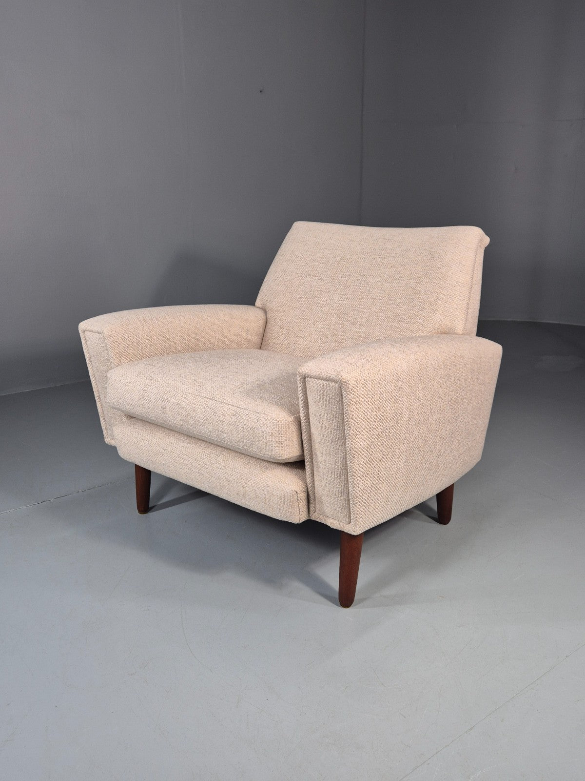 Mid Century Danish Lounge Chair 1960s Vintage Thams Reupholstered   EB11261 MNOR0