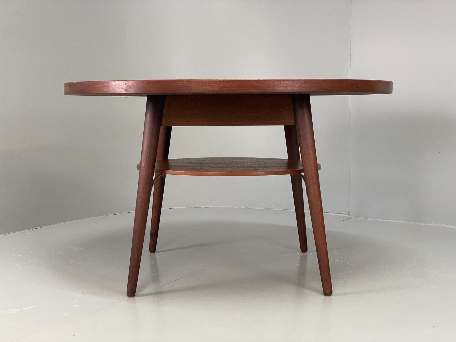 Vintage Round Dining Table 1960s Mid Century Formica Teak Shelf EB11810 MWOO7