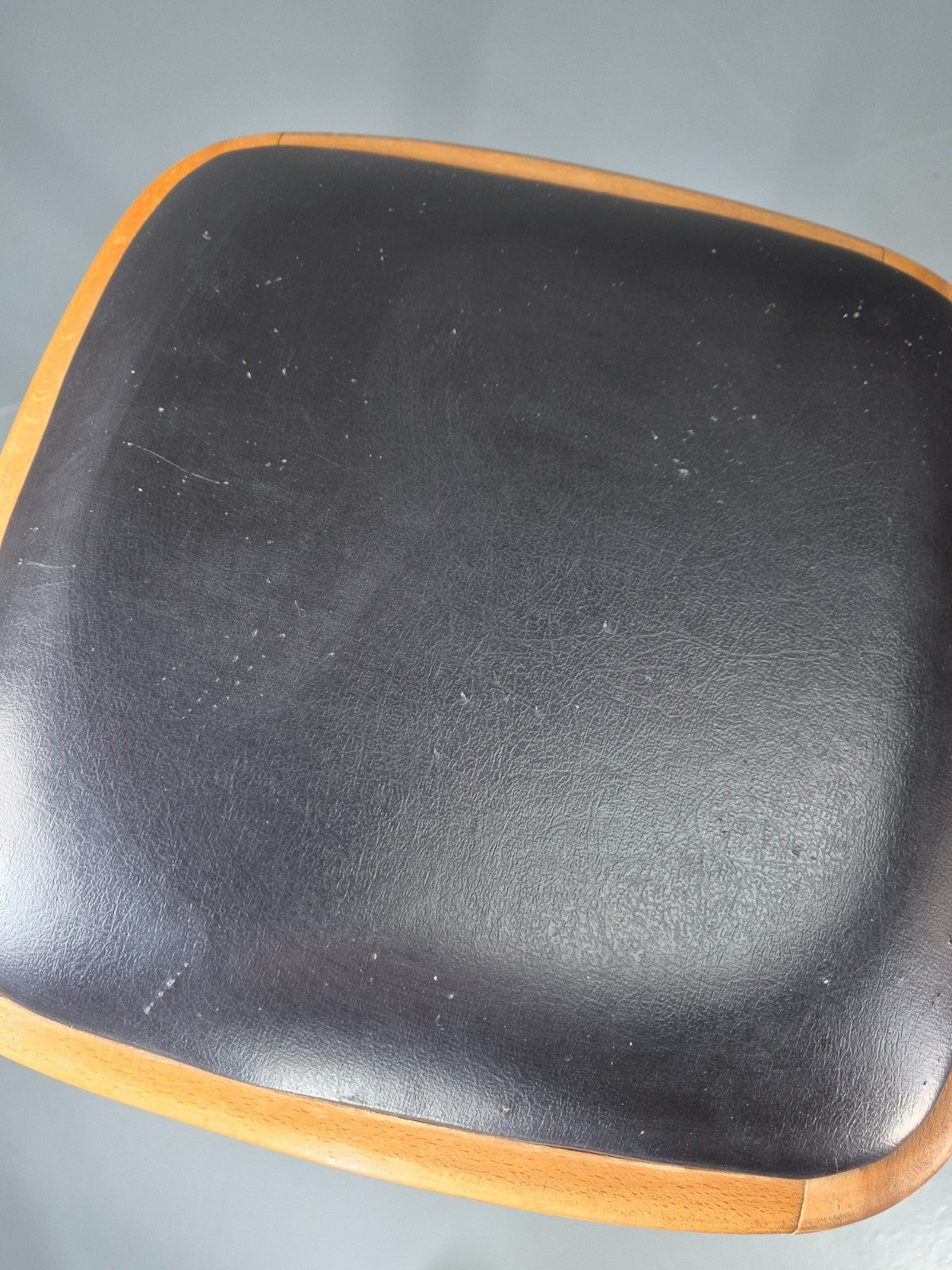 2 1960s Bar Stools Beech Frame Vinyl Tops Retro EB11435 MDIN6