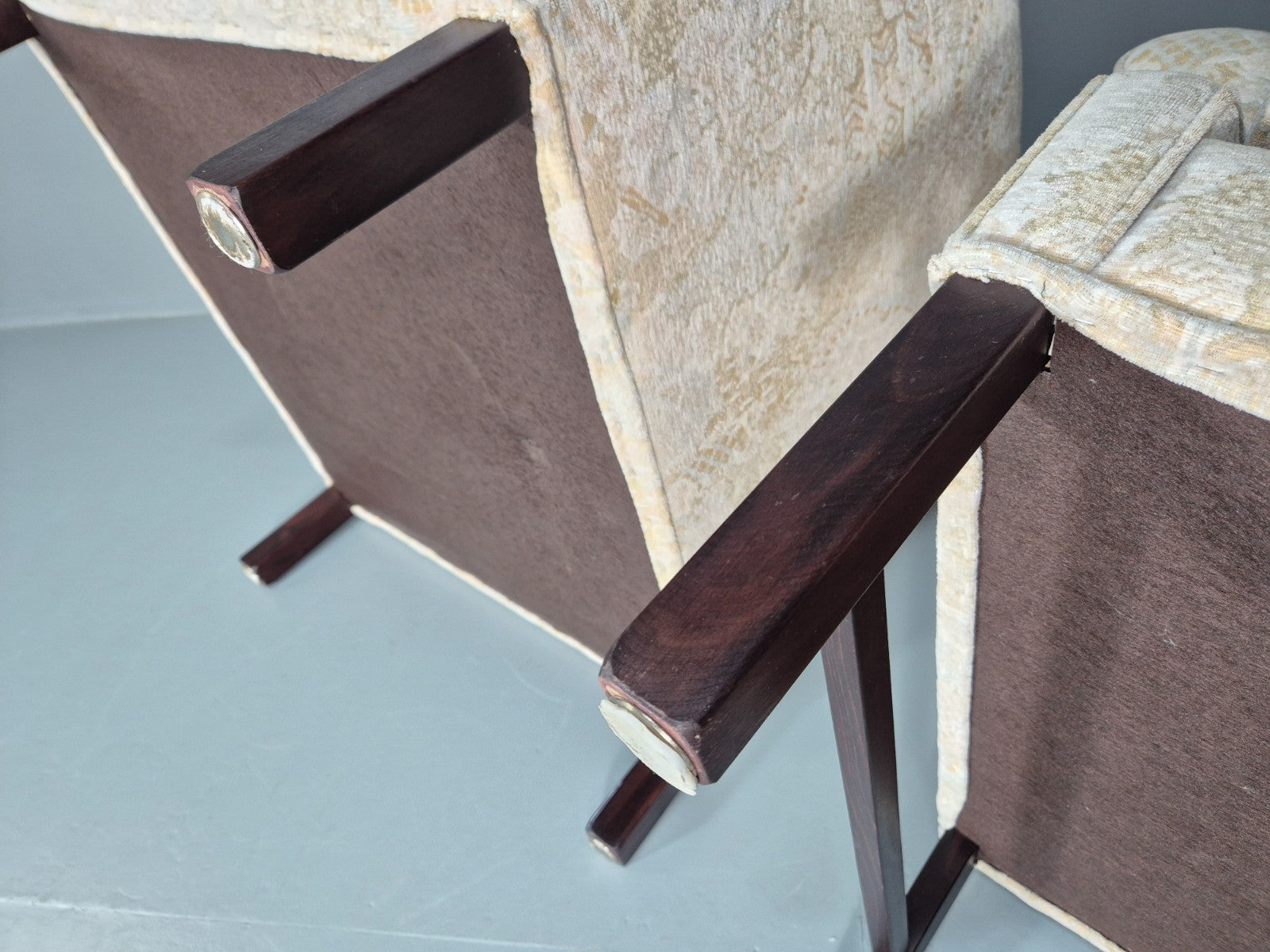 2 1970s Retro LOunge Chairs Danish Floral Cream Upholstery EB10764 VCLO6