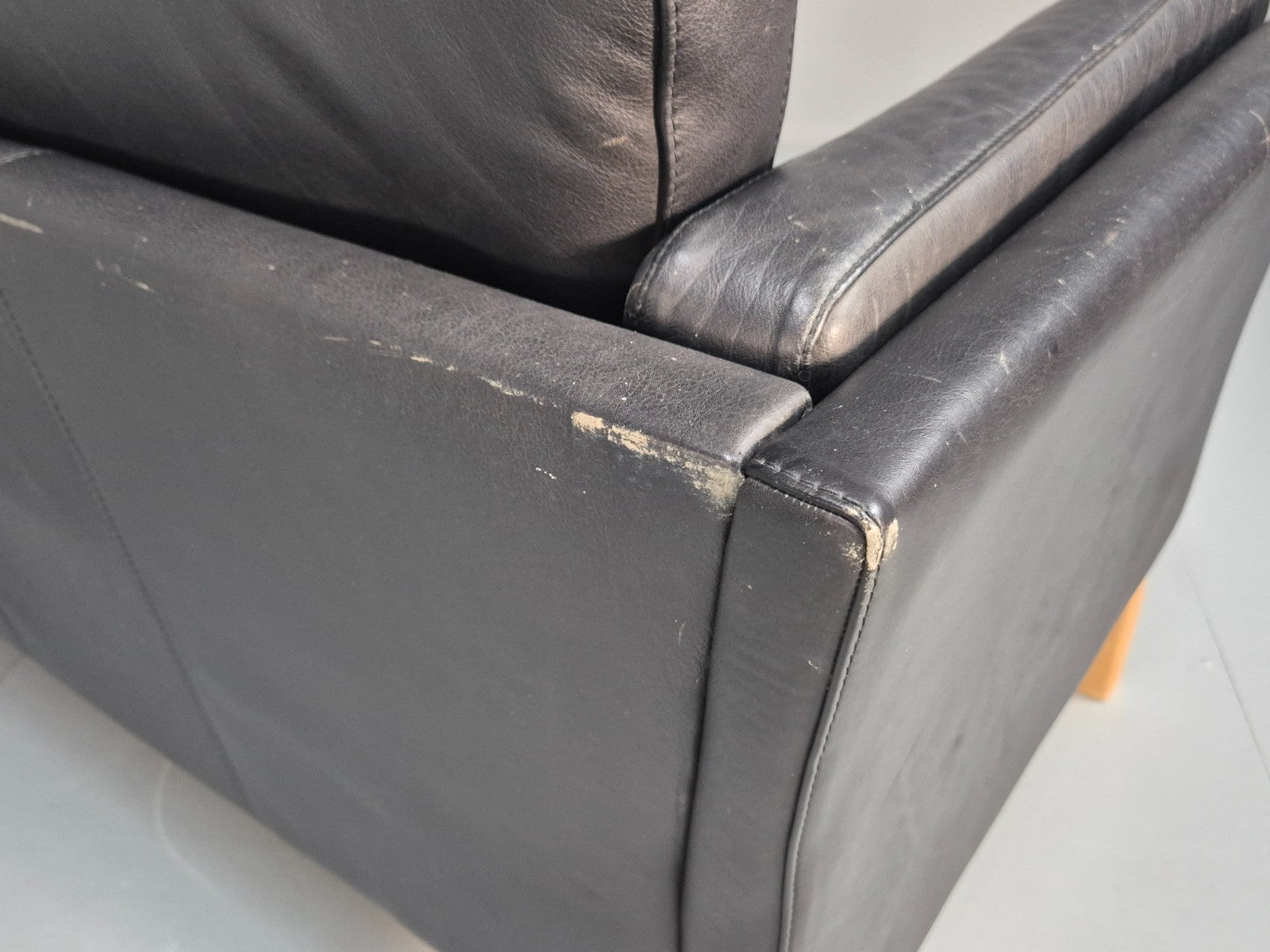 Vintage 3 Seat Sofa Danish Black Leather Mid Century Retro 1980s EB10073 M3SS19