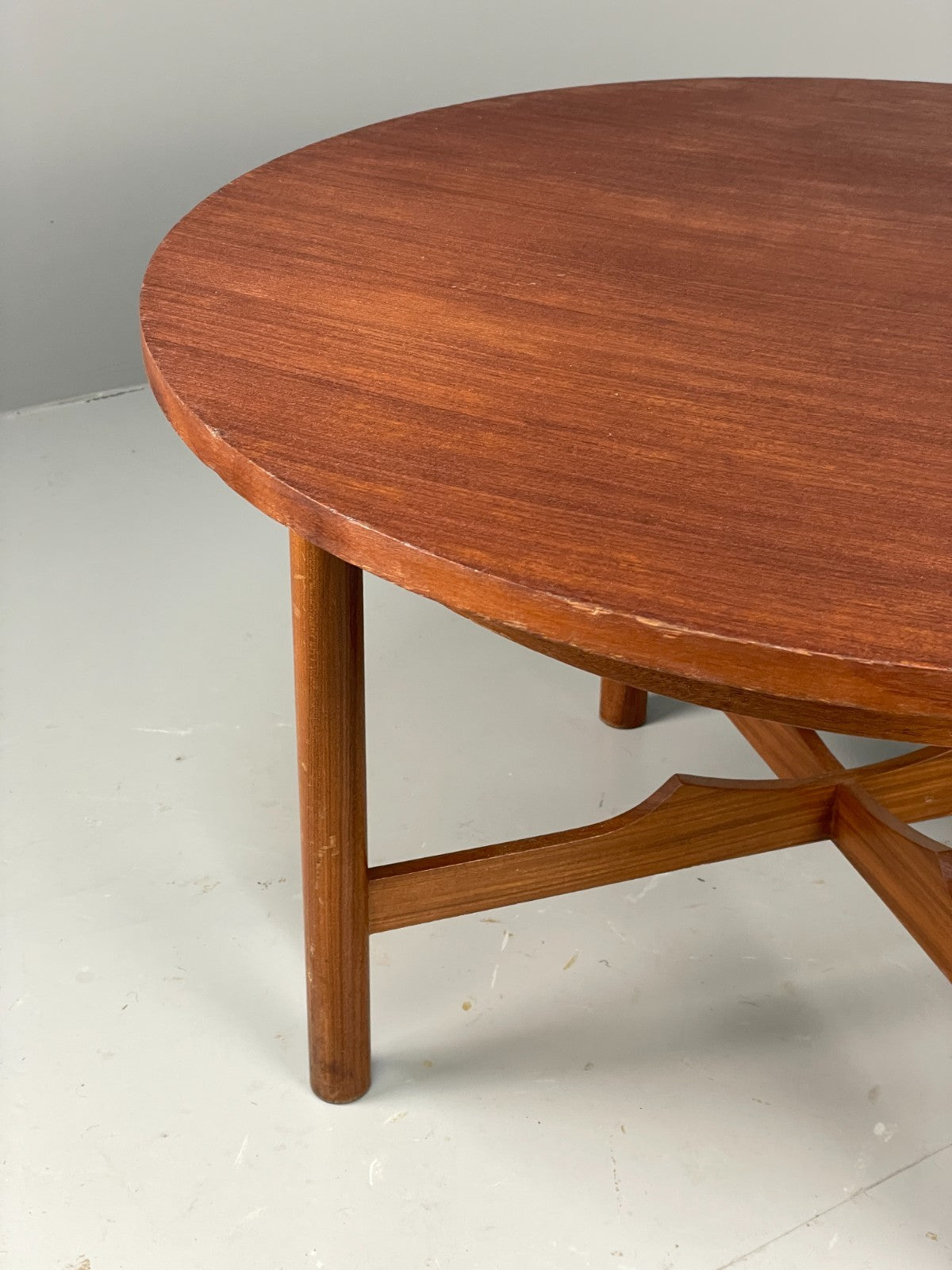 Vintage Teak Coffee Table 1960s Round Shape Mid Century EB11509 MWOO3