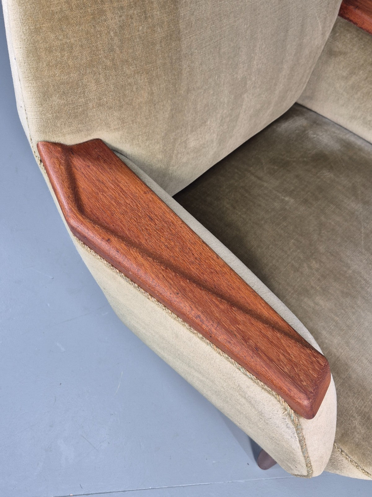 Vintage Mid Century Lounge Chair 1960s Green Velour Teak Detail EB11296 MNOR11