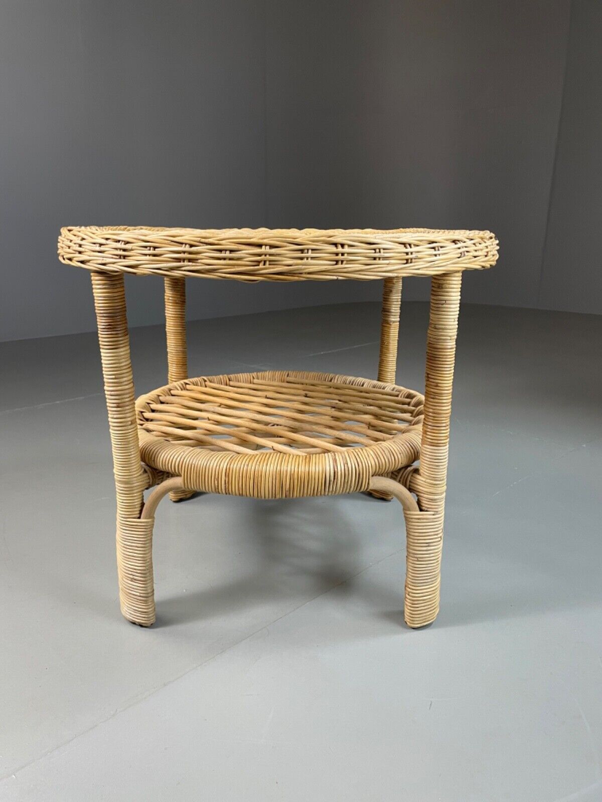 EB5299 Wicker 2 tier Circular Side/ Lamp Table, Retro, Vintage VWOO - UKDK FURNITURE