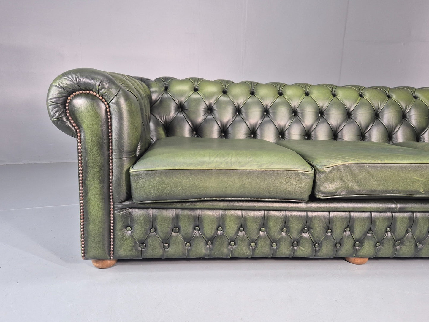 3 Seater Chesterfield Sofa Green Leather Studded Vintage EB11027 VCHE2