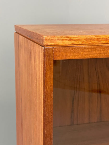 Vintage 1960s Teak Bookcase Shelving Glass Doors Mid Century EB11057 MWOO7