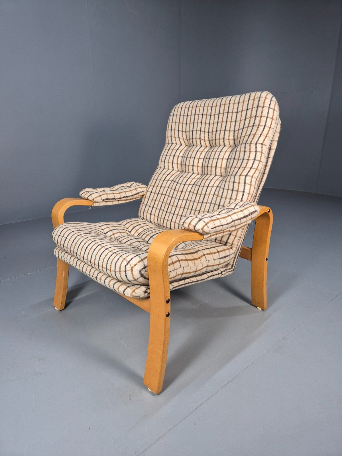 Vintage Danish Bentwood Lounge Chair Cream Wool Upholstery 1980s MCM EB9246 MBEN - UKDK FURNITURE