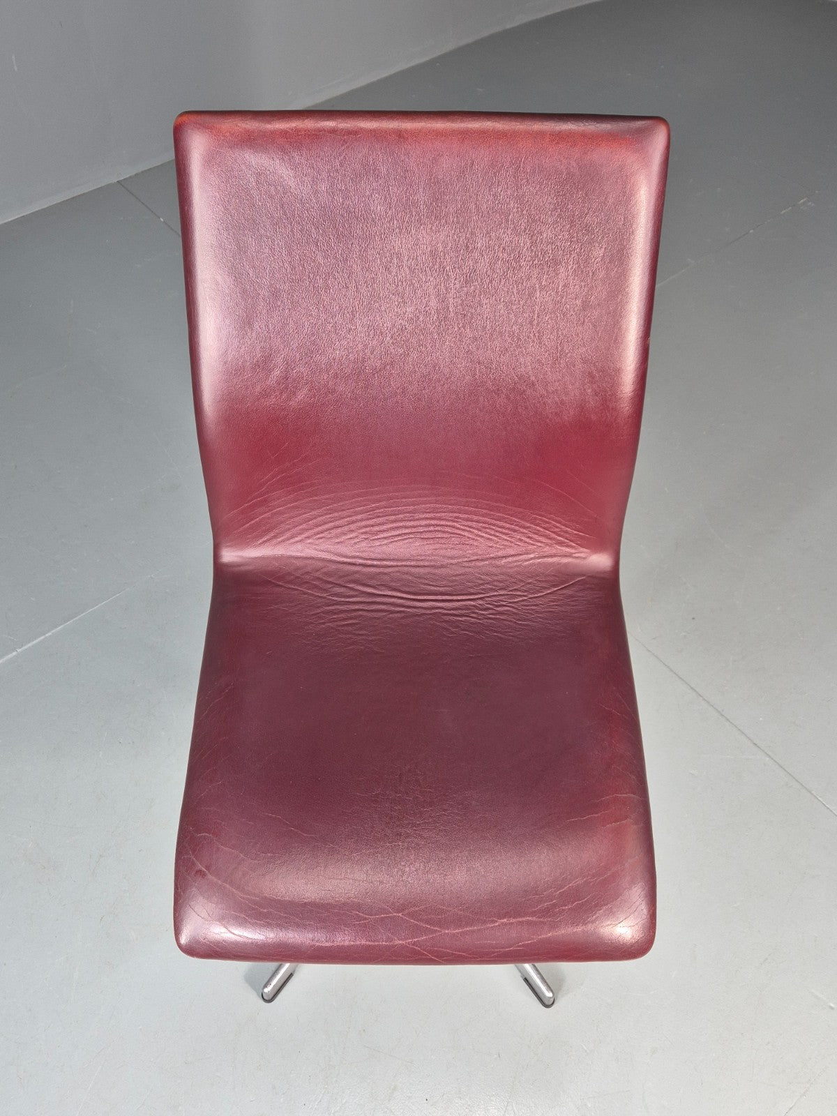 Vintage Fritz Hansen Oxford Chair Arne Jacobsen Design 2004 MCM EB11756 MSWI2