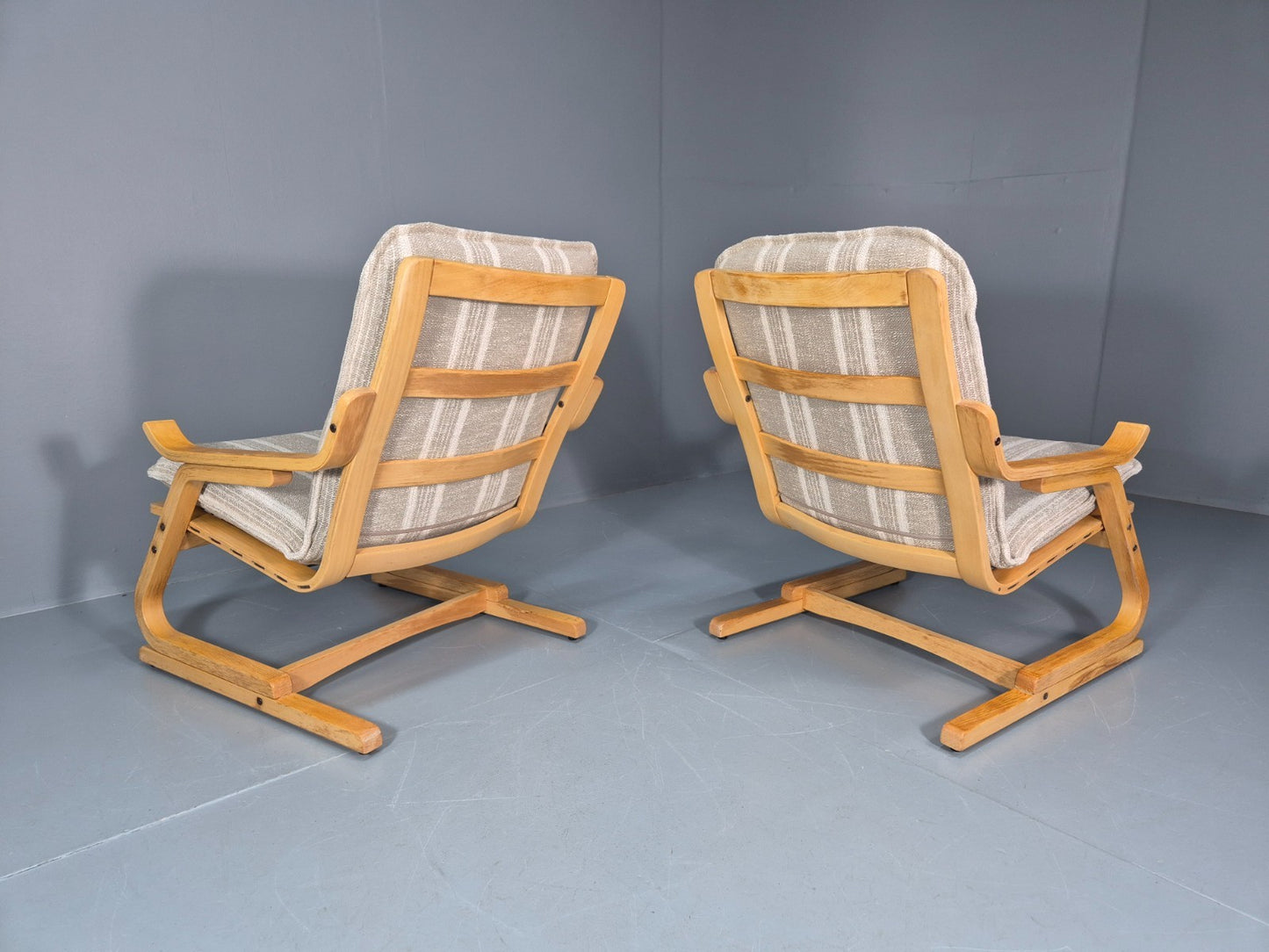 2 Mid Century Lounge Chairs New Upholstery Bentwood Vintage Danish EB10317 MBEN8