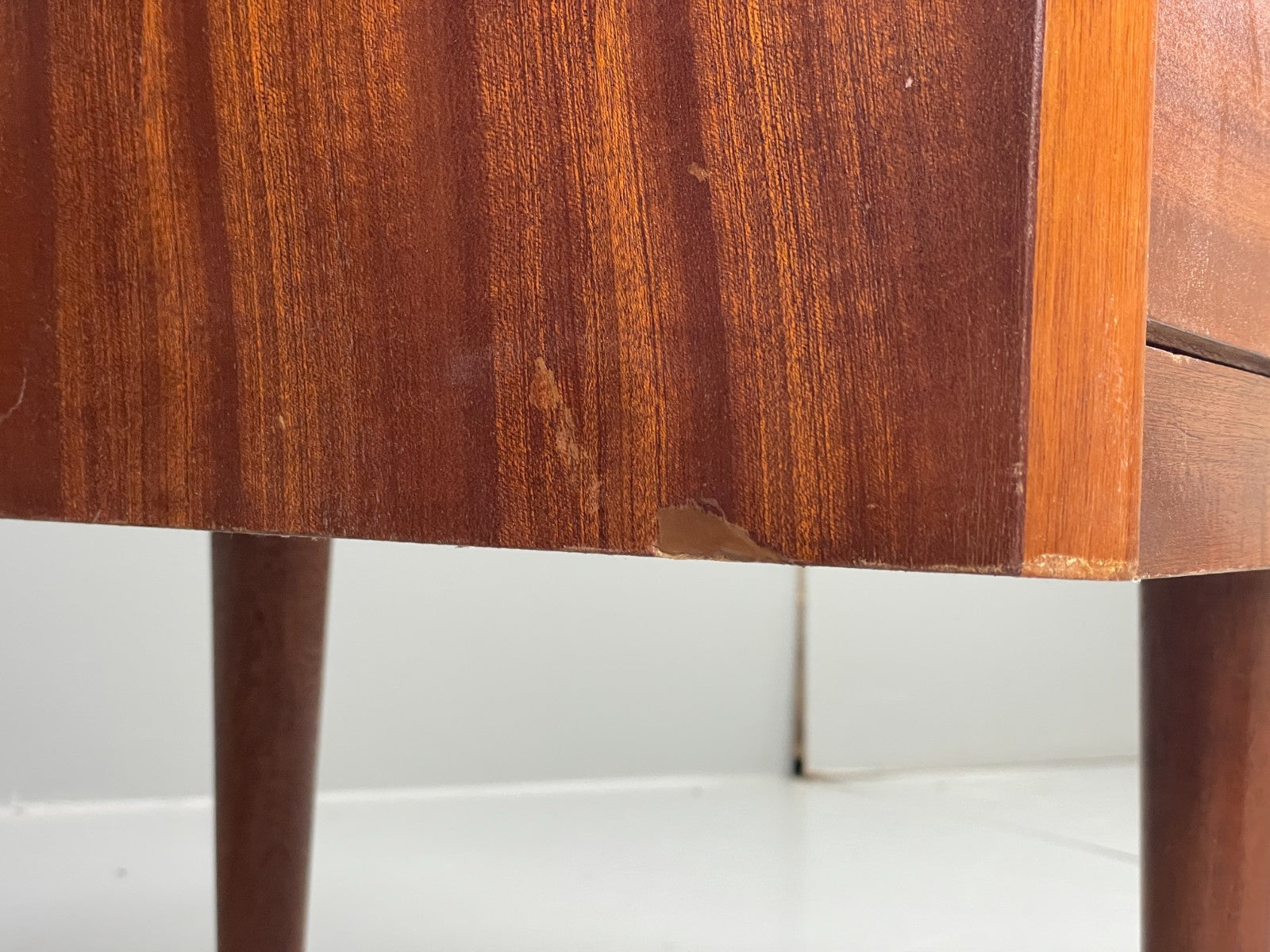 Vintage Austinsuite Teak Dresser 1950s TV Stand Austinsuite Retro EB11699 MWOO13