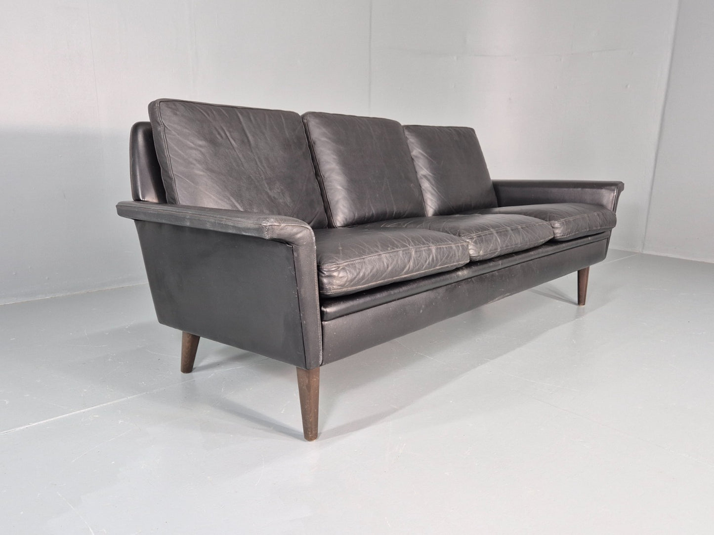 Vintage 1960s 3 Seat Sofa Danish Mid Century Design Black Leather EB10068 M3SS11