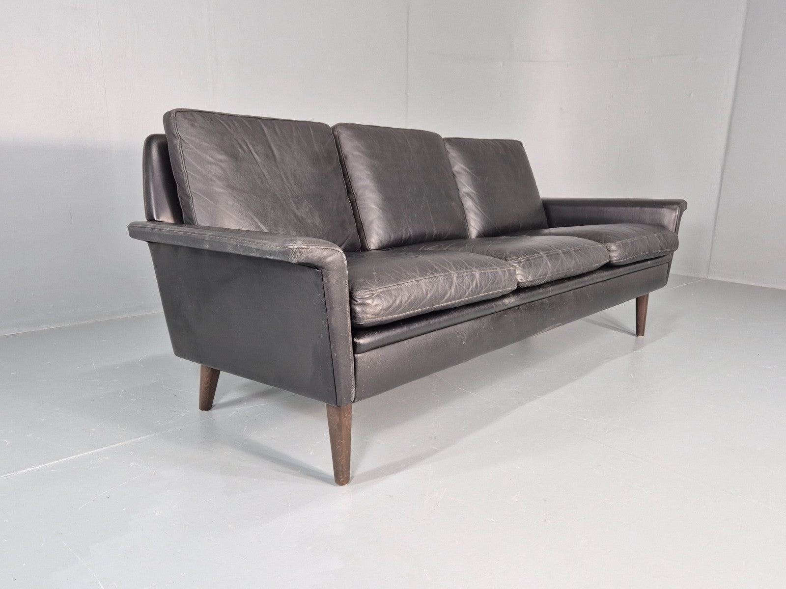 Vintage 1960s 3 Seat Sofa Danish Mid Century Design Black Leather EB10068 M3SS11