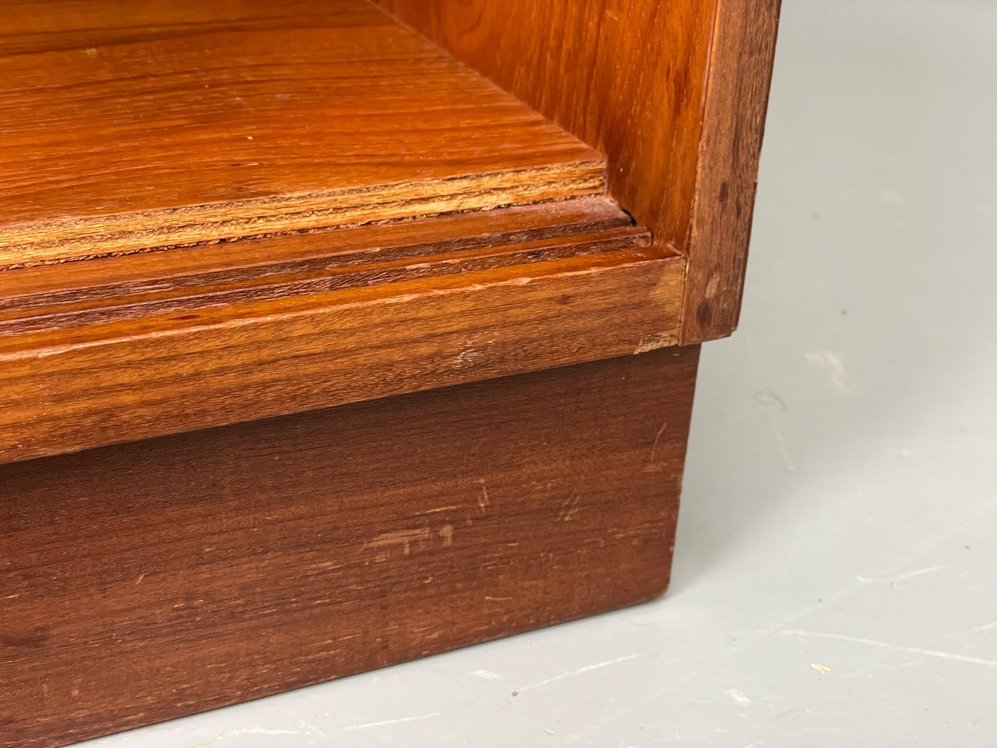 Vintage 1960s Teak Bookcase Shelving Glass Doors Mid Century EB11057 MWOO18