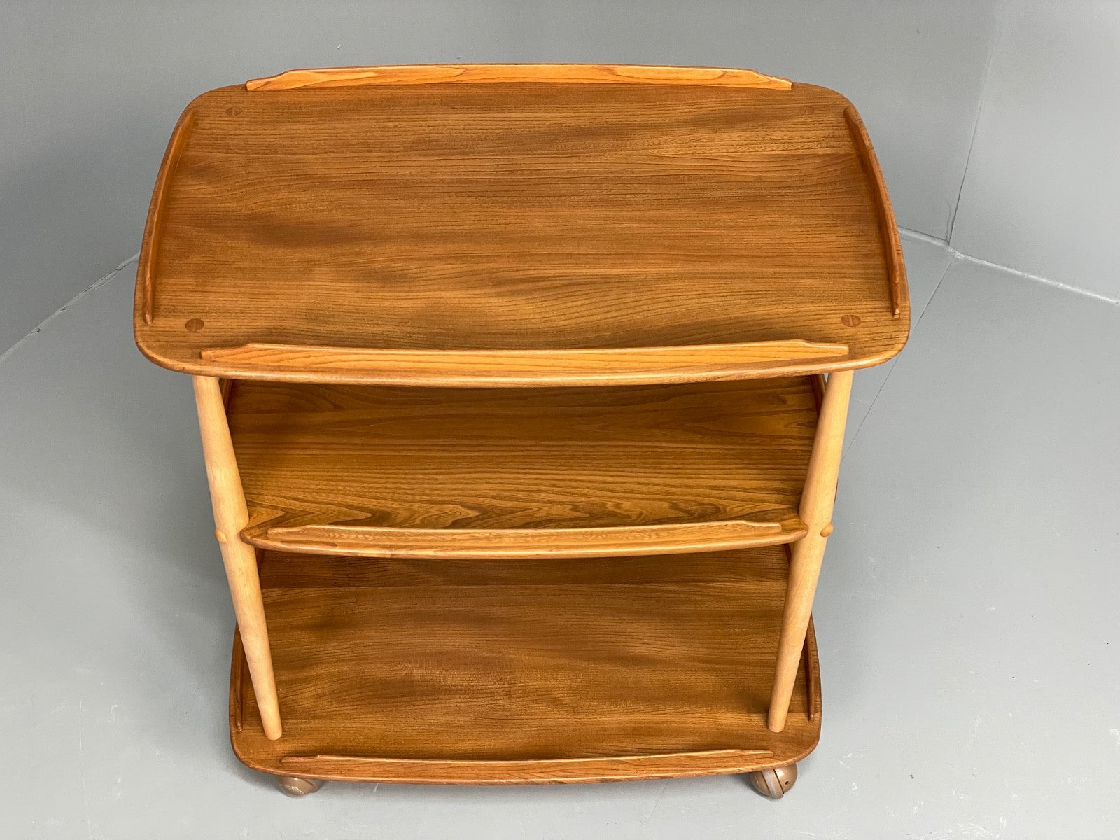 Vintage Ercol Serving Trolley Elm & Beech Mid Tone On Castors Solid EB11055 MWOO2