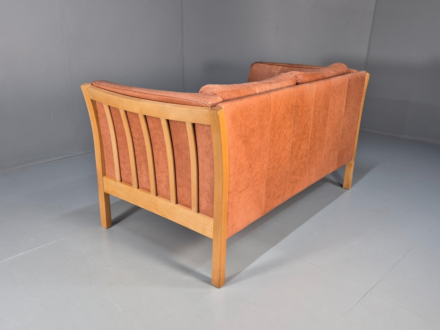 Mid Century Stouby Two Seater Settee Beech Ends Retro 1970s EB10097 M2SS18
